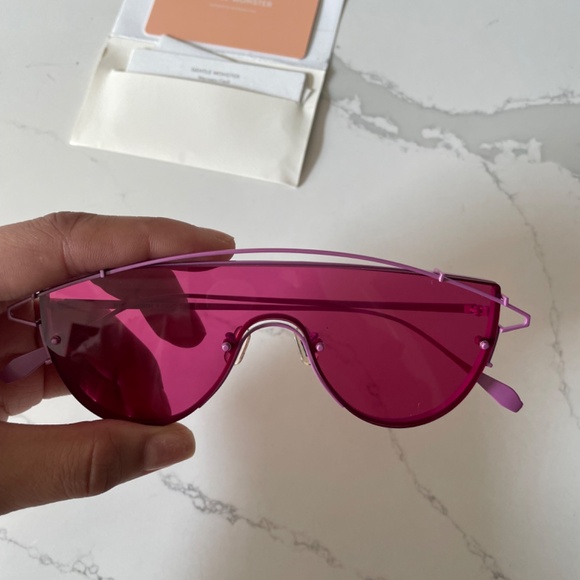 Gentle Monster Sunglasses - Picture 3 of 5